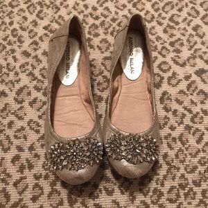 Antonio Melani flats